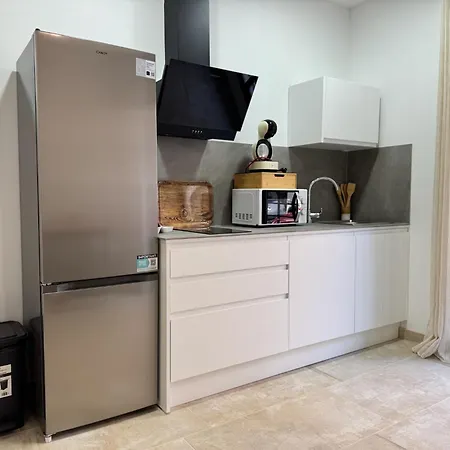 Eduisa Apartment *